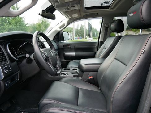 Used 2022 Toyota Sequoia TRD Pro AWD/4WD image 9