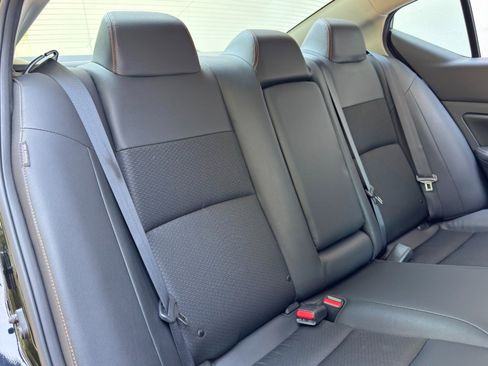 Used 2022 Nissan Altima 2.5 SR w/ Midnight Edition Package FWD image 34