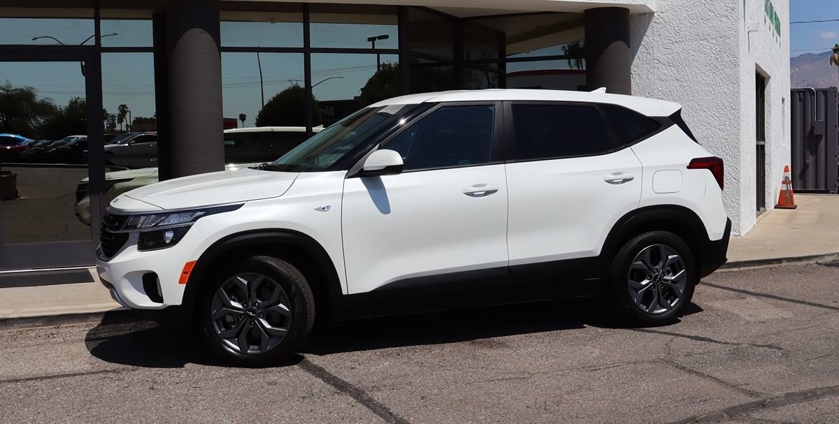 Used 2024 Kia Seltos LX AWD/4WD image 4