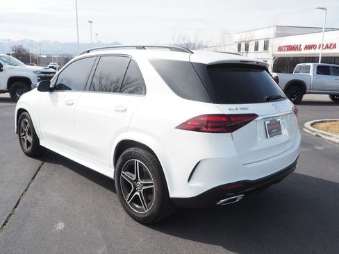Used 2025 Mercedes-Benz GLE 350 4MATIC w/ AMG Line Exterior image 5