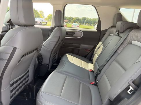 Used 2025 Ford Bronco Sport Badlands AWD/4WD image 28