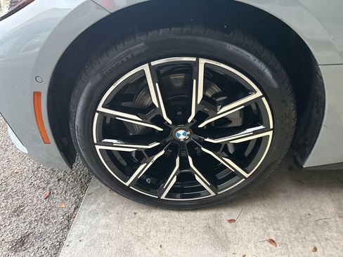 Used 2025 BMW i4 eDrive40 image 14