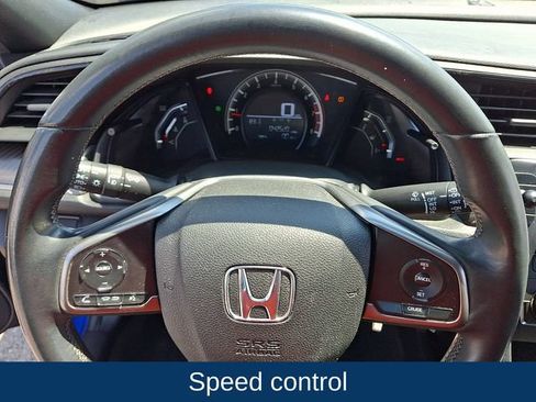 Used 2017 Honda Civic Sport image 4