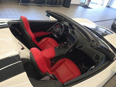 Used 2017 Chevrolet Corvette Grand Sport RWD image 16