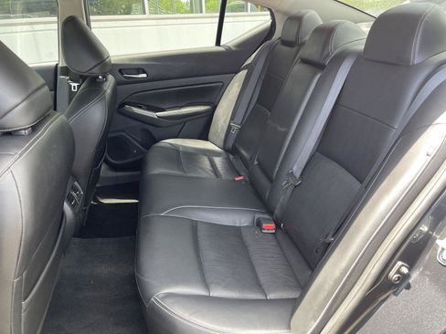 Used 2022 Nissan Altima 2.5 SL FWD image 37