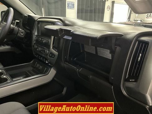 Used 2017 Chevrolet Silverado 1500 LT w/ Midnight Edition AWD/4WD image 37