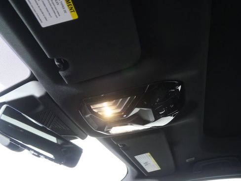 New 2026 BMW i7 eDrive50 w/ Executive Package image 21