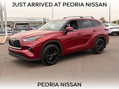 Used 2021 Toyota Highlander XLE