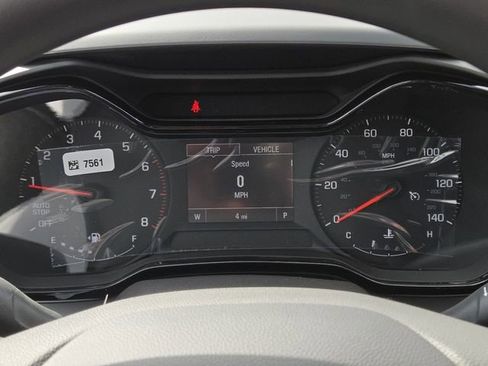 New 2026 Chevrolet Trax LS w/ LS Convenience Package FWD image 32