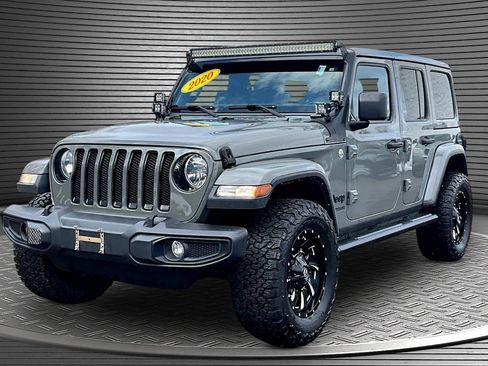 Used 2020 Jeep Wrangler Unlimited Sahara image 3