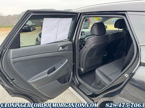 Used 2017 Hyundai Tucson Sport image 18