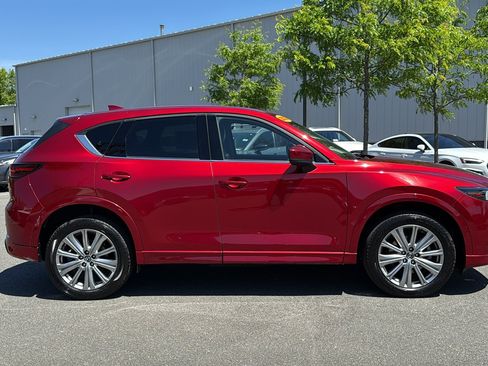 Certified 2022 MAZDA CX-5 Signature AWD/4WD image 3