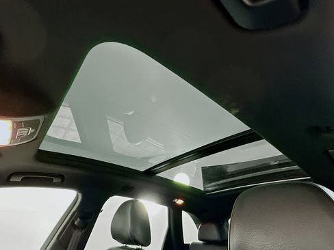 Used 2017 Audi Q5 2.0T Premium Plus w/ Technology Package image 26