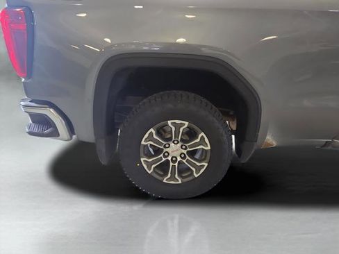 Used 2021 GMC Sierra 1500 SLE w/ X31 Off-Road Package AWD/4WD image 21