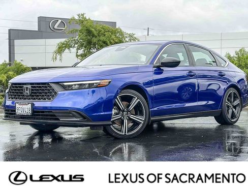 Used 2023 Honda Accord Sport image 1