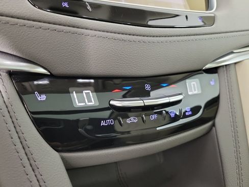 Certified 2023 Cadillac XT5 Premium Luxury w/ Technology Package FWD image 29
