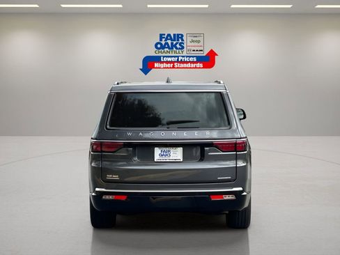Used 2022 Jeep Wagoneer Series II image 8