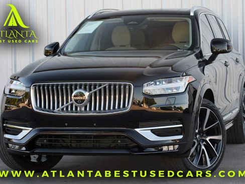 Used 2023 Volvo XC90 B6 Plus image 1