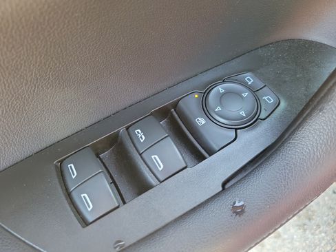 Used 2020 Chevrolet Blazer LT FWD image 23