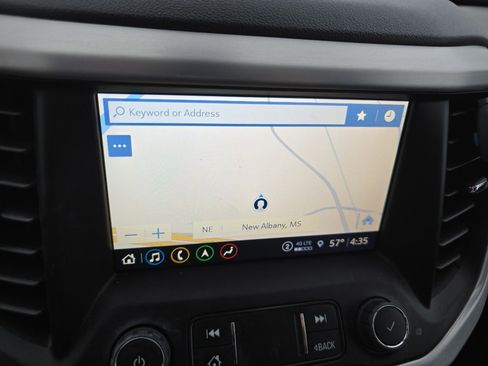 Used 2023 GMC Acadia SLT w/ Elevation Edition image 26