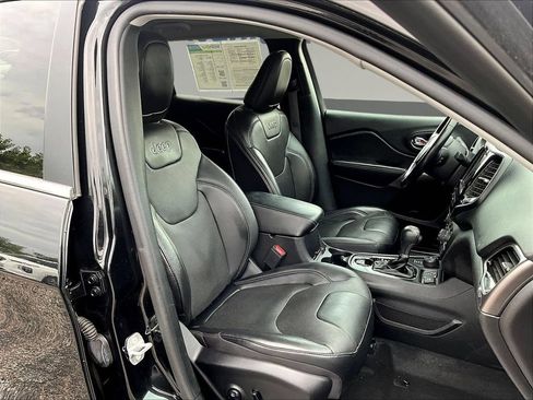 Used 2020 Jeep Cherokee Limited AWD/4WD image 31