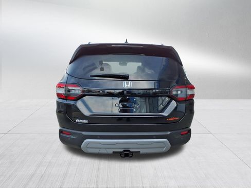 New 2025 Honda Pilot TrailSport image 5