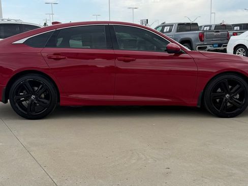 Used 2020 Honda Accord Sport image 12