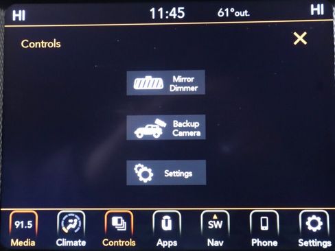 Used 2022 Jeep Wrangler Unlimited Sahara AWD/4WD image 19