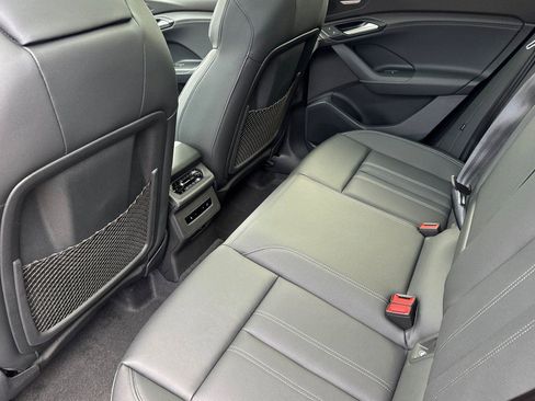 New 2025 Audi Q6 e-tron Premium Plus image 11