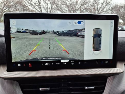 New 2025 Ford Explorer Active w/ Active Comfort Package image 9