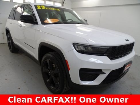 Certified 2023 Jeep Grand Cherokee Altitude image 1