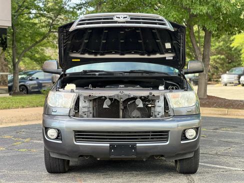 Used 2014 Toyota Sequoia SR5 RWD image 36