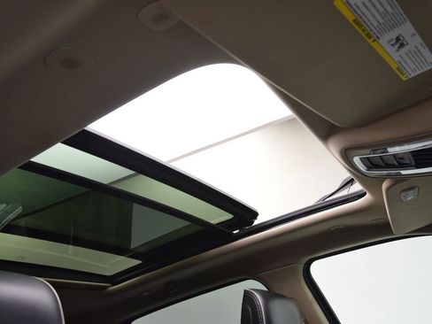 Used 2020 RAM 1500 Laramie image 23