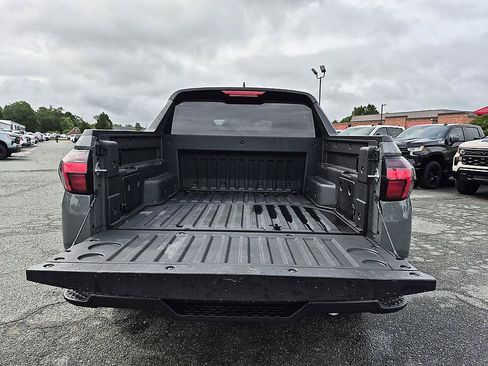 Used 2024 Hyundai Santa Cruz SEL FWD image 30