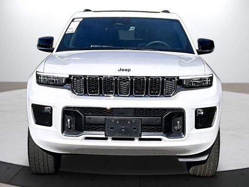 Certified 2023 Jeep Grand Cherokee L Overland AWD/4WD image 3