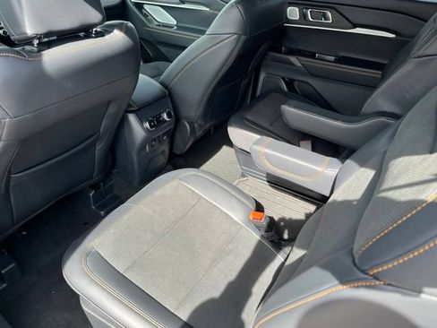 New 2026 Ford Explorer Tremor w/ Tremor Ultimate Package AWD/4WD image 16