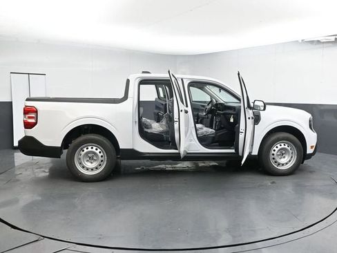 New 2026 Ford Maverick XL w/ Equipment Group 101A AWD/4WD image 34