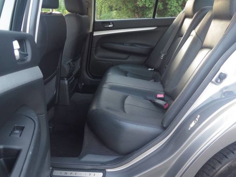 Used 2009 INFINITI G37 x Sedan w/ Premium Pkg AWD/4WD image 15