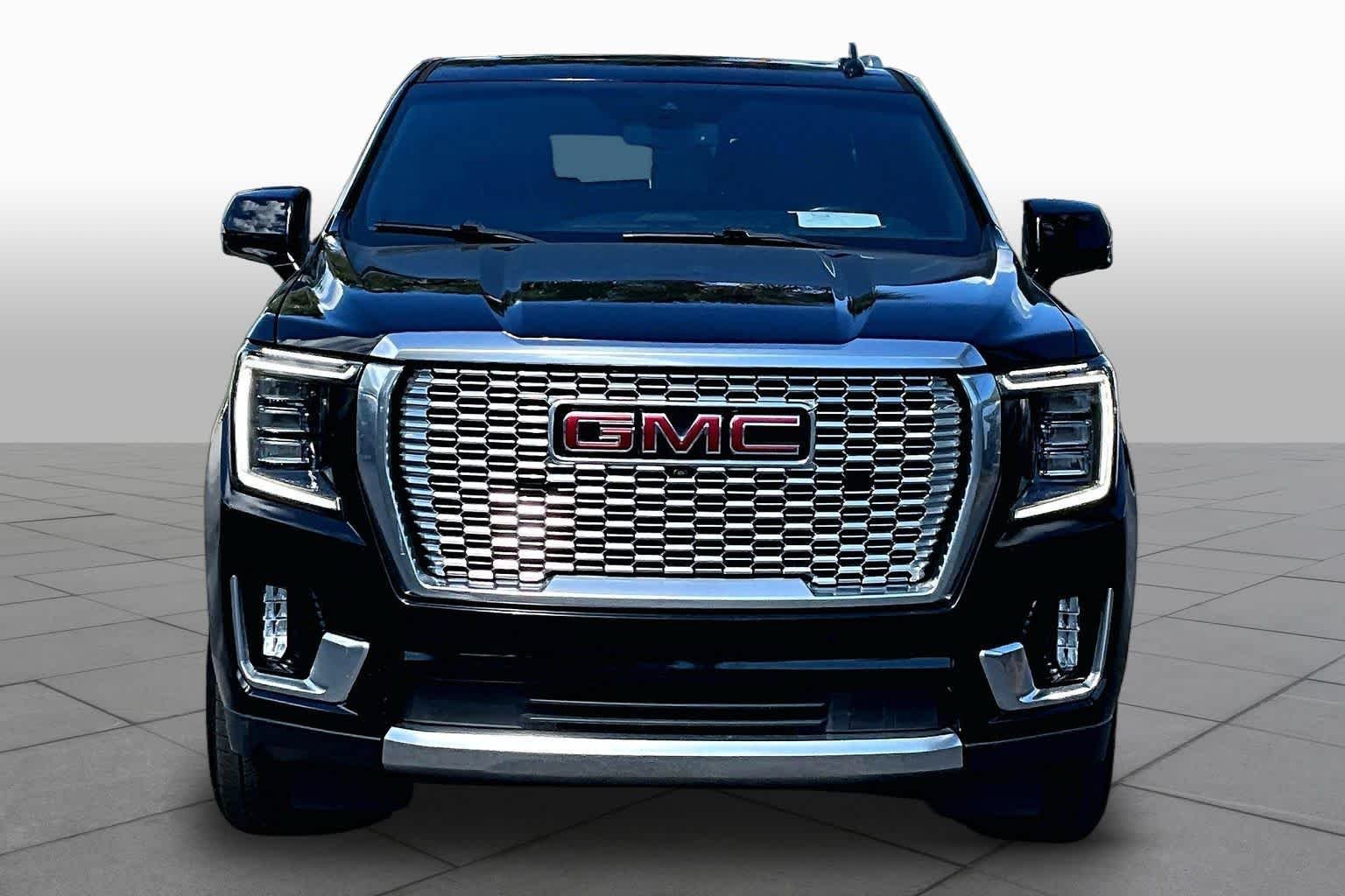Used 2022 GMC Yukon Denali AWD/4WD image 7