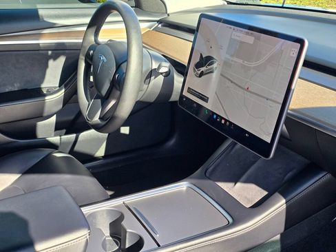 Used 2021 Tesla Model 3 Performance AWD/4WD image 27
