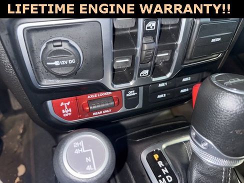 Used 2024 Jeep Gladiator Willys image 28