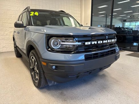Used 2024 Ford Bronco Sport Outer Banks AWD/4WD image 33