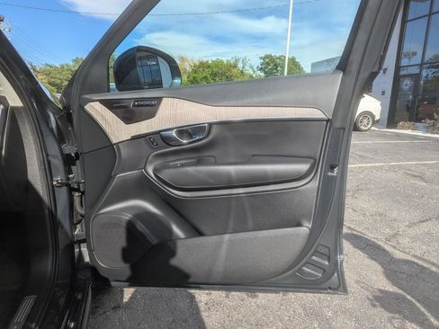 Used 2021 Volvo XC90 T6 Inscription w/ Protection Package AWD/4WD image 32