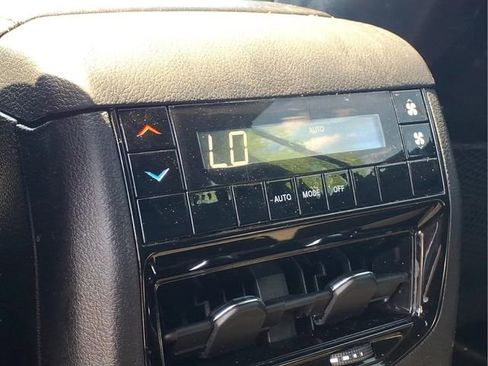 Used 2021 Jeep Grand Cherokee L Laredo AWD/4WD image 22