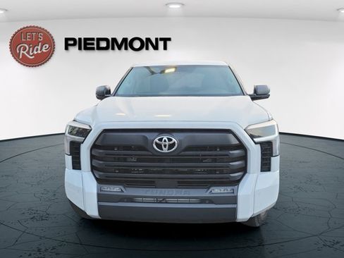 Used 2023 Toyota Tundra SR5 w/ SR5 Premium Package image 3