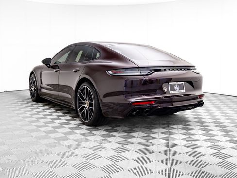 Certified 2023 Porsche Panamera Platinum Edition image 3