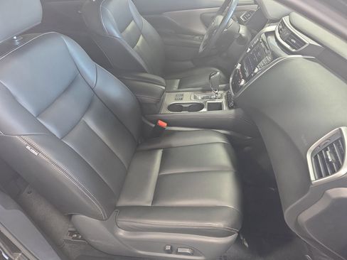 Used 2024 Nissan Murano SV w/ SV Midnight Edition Package FWD image 10