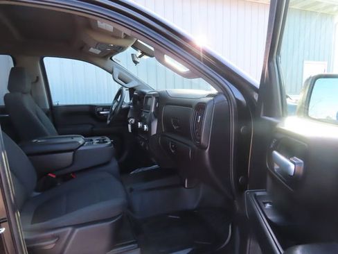 Used 2021 GMC Sierra 1500 Base w/ Sierra Value Package image 22