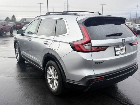 Used 2023 Honda CR-V EX-L image 9