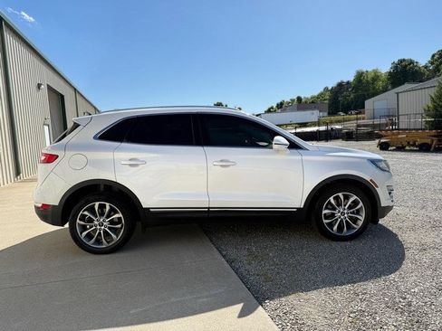 Used 2015 Lincoln MKC FWD w/ Equipment Group 101A Select image 4